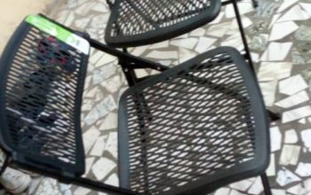 Chaises neuves