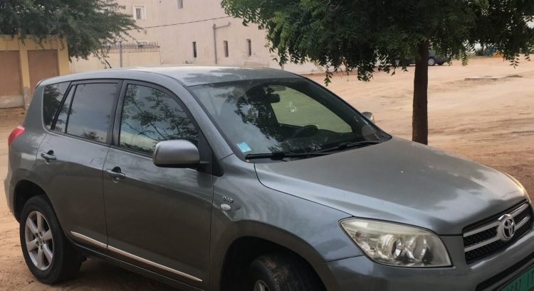 À vendre TOYOTA RAv4