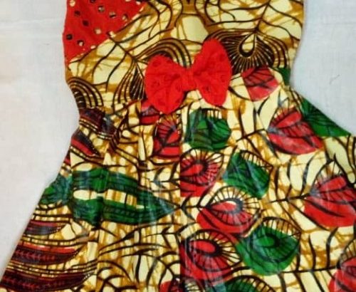Des robes wax pour enfants de tout les âges chez tyra