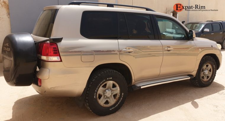 vend Toyota Land cruiser