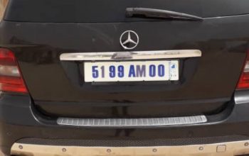 Mercedes ML 320 4Matic A vENDRE Prix 3 500 000 MRO prix à débattre.