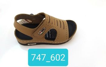 des chaussures pour enfants et et adultes de qualité