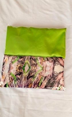 des tenues sacs et tissus de qualités pour la fête