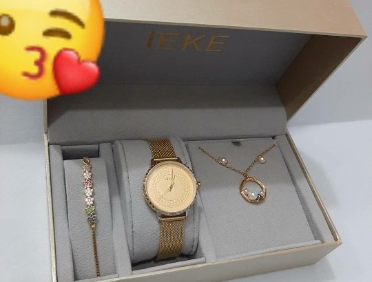 montre de marque IEKE disponible