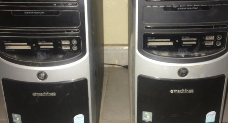 Deux unités central Emachine en tres bon etat 2G RAM 160GB Disque Dur