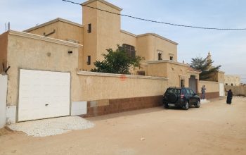 Une maison de 800m2 à louer