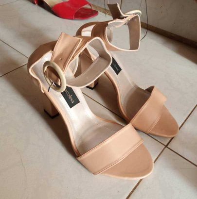 Vente de chaussures pour femmes