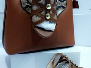 Nouveauté des sacs et chassures très chic pour femmes