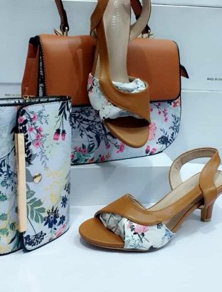 Nouveauté des sacs et chassures très chic pour femmes