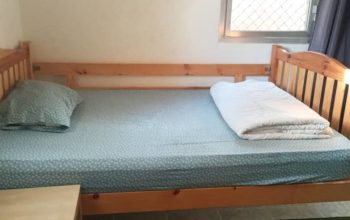 lit en pin 2 places avec matelas