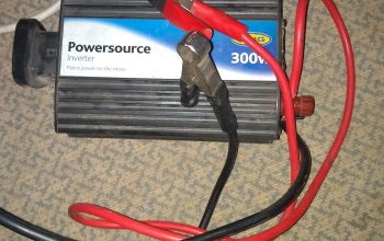 Onduleur 3000w pour brancher et charger avec batterie de voiture où panneau solaire