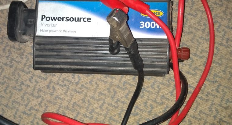 Onduleur 3000w pour brancher et charger avec batterie de voiture où panneau solaire