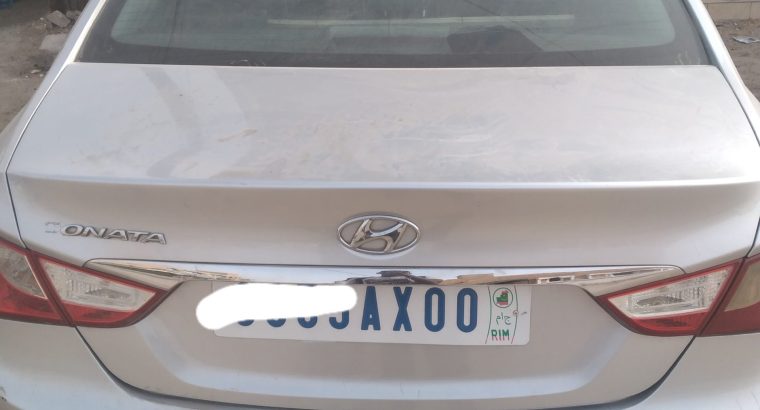 voiture hyundai sonate