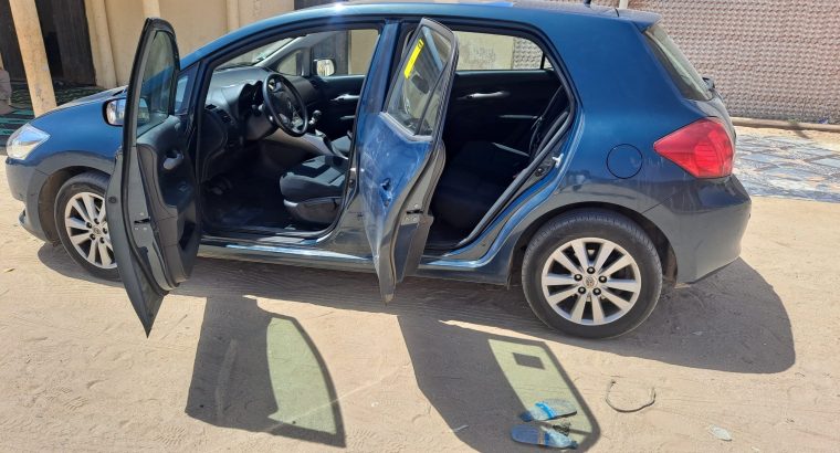 Toyota auris