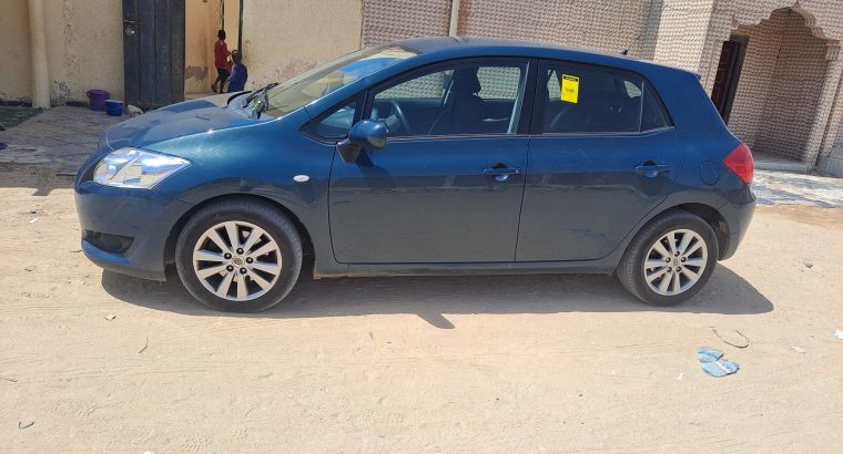 Toyota auris