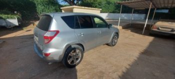 Toyota RAV 4 bon état moteur, excellent rapport calité-prix